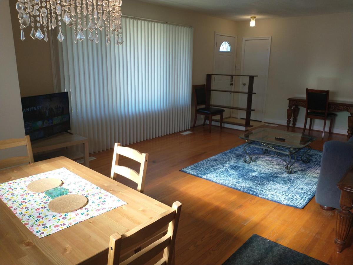 فيلا Barrie North Retreat - Quiet And Friendly المظهر الخارجي الصورة